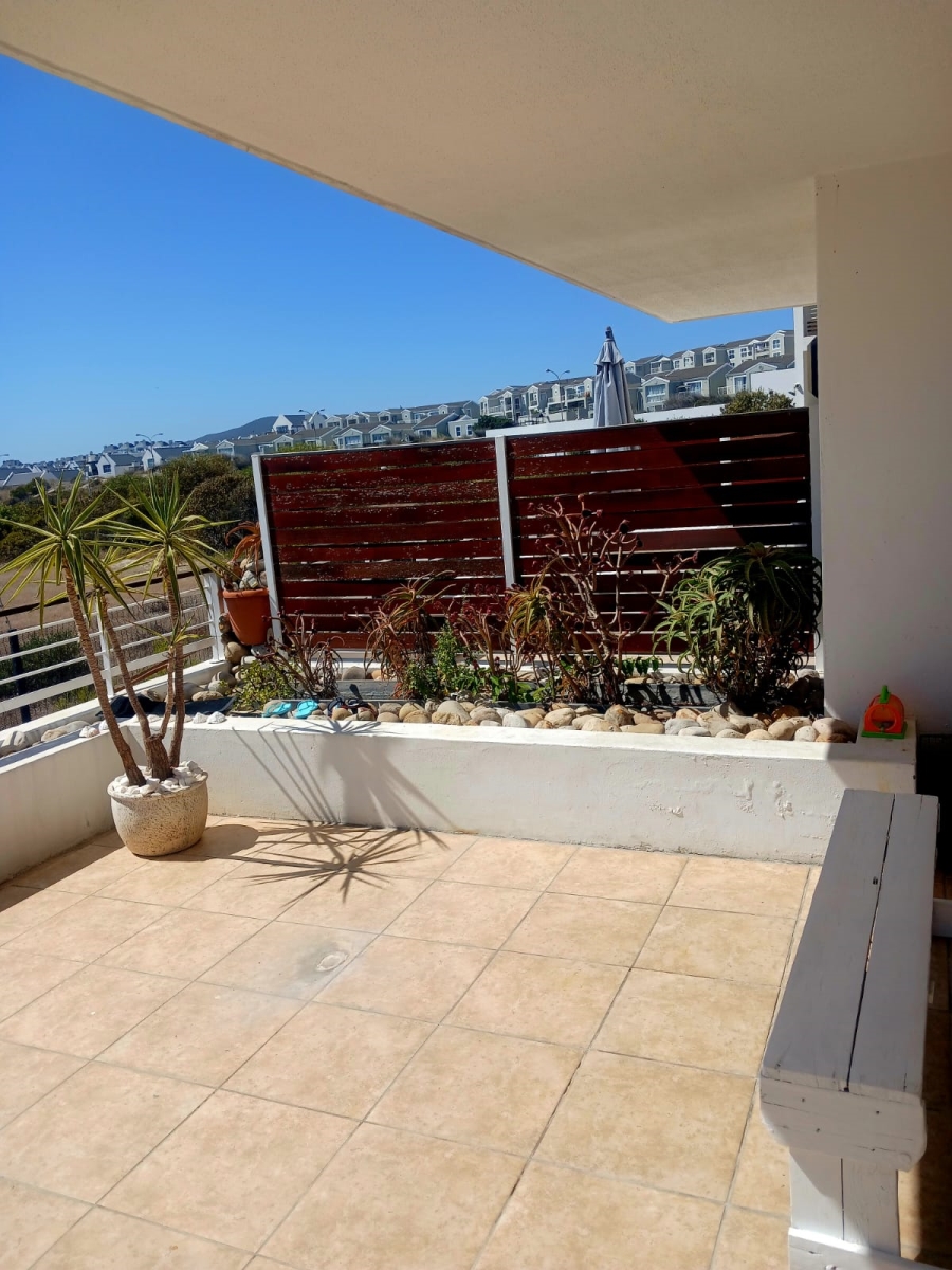 To Let 2 Bedroom Property for Rent in Beachfront Western Cape